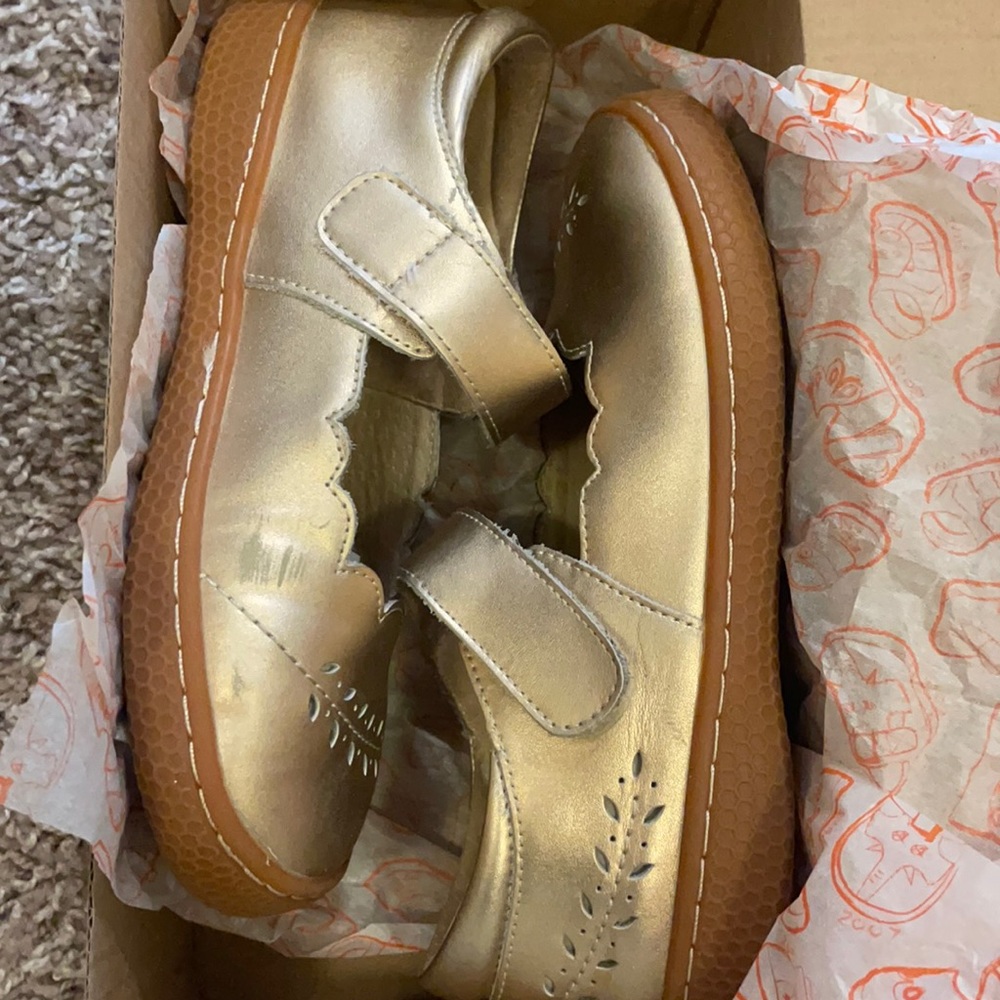 Livie & Luca shoes, rose gold metallic. Size 2.